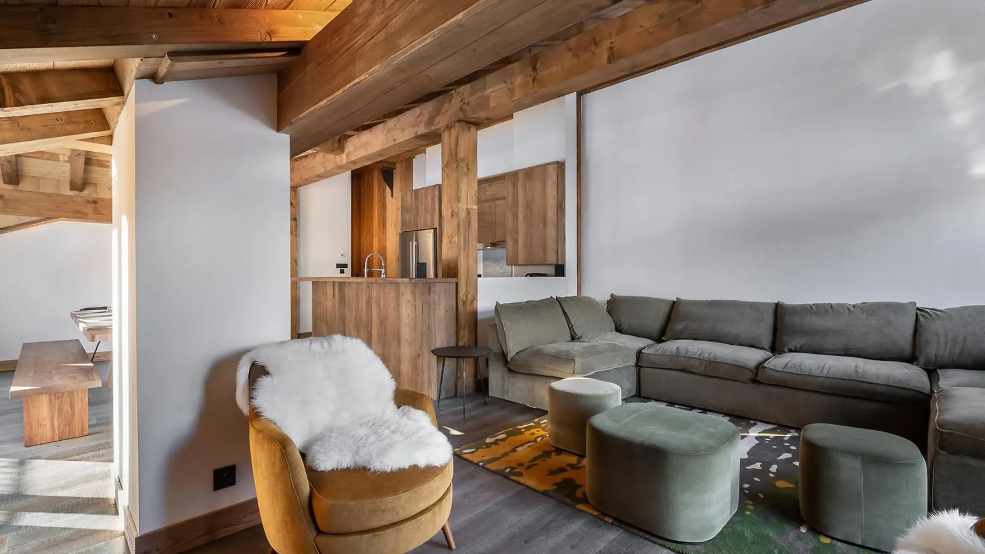 アパート Spacieux Appartement De Luxe A Courchevel, Proche Pistes Et Commerces, Parking Inclus - Fr-1-568-7
